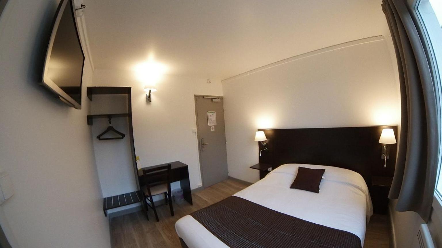 Nevers Hotel Eksteriør billede