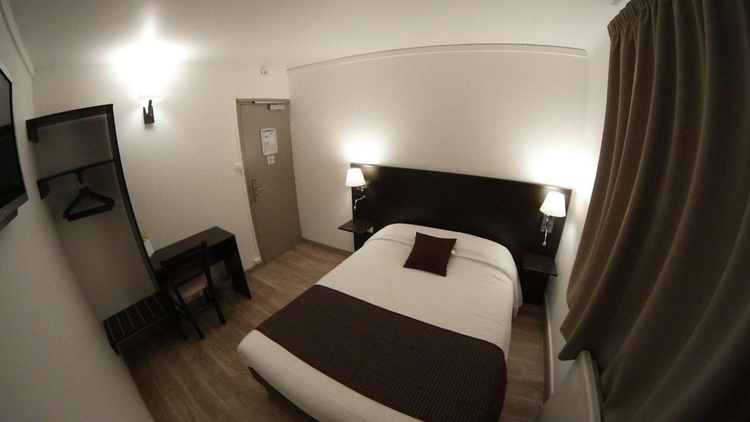 Nevers Hotel Eksteriør billede