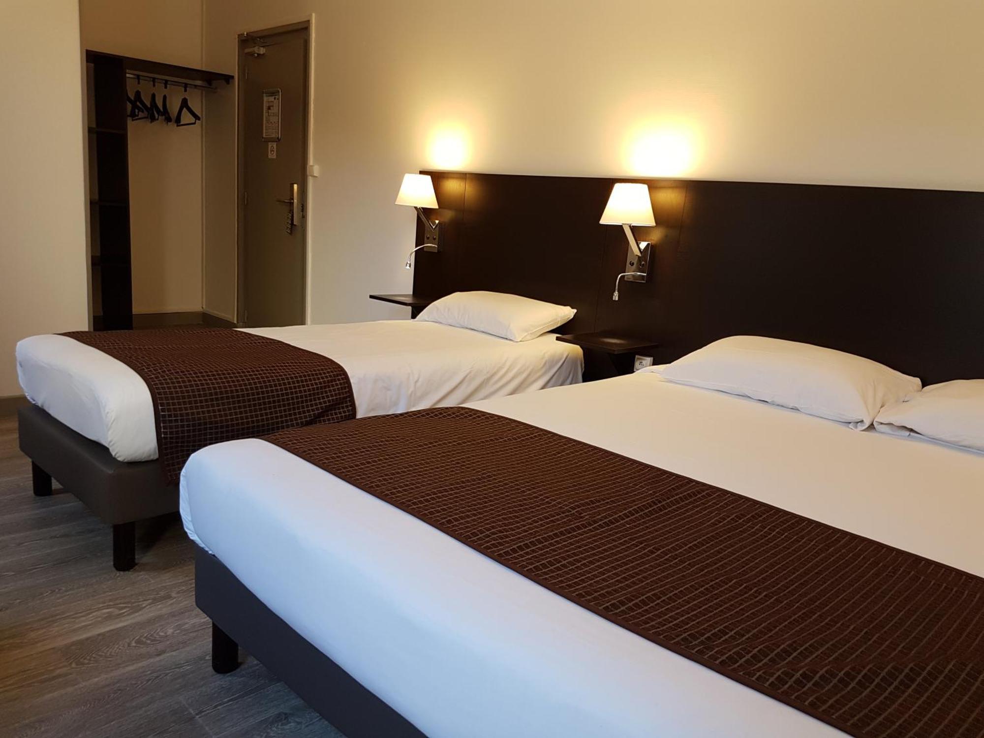 Nevers Hotel Eksteriør billede